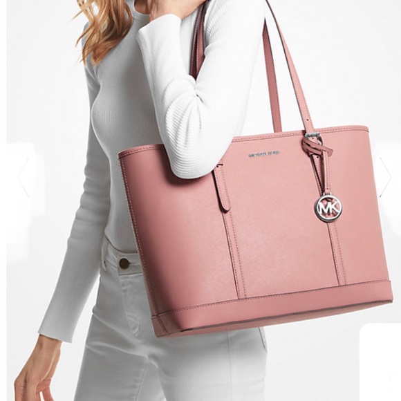 MICHAEL KORS POWDER BLUSH COLOR 
Jet Set Travel Large Logo Tote Bag - Picture 2 of 15